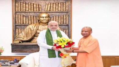 Photo of योगी-शाह की दिल्ली में बड़ी बैठक: 2027 चुनाव की रणनीति और राम मंदिर चढ़ावे के मुद्दे पर चर्चा की अटकलें