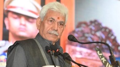 Photo of डल झील किनारे ‘रीडिंग मैराथन’ का आयोजन, एलजी सिन्हा ने किया शुभारंभ