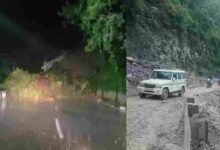 Photo of बारिश के बीच पहाड़ से सड़क पर आया मलबा, रास्ता बंद होने से फंसे रहे वाहन