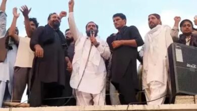 Photo of PoK में हत्याओं के बीच जुटे 1.5 लाख प्रदर्शनकारी