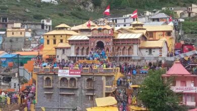 Photo of Badrinath: हेलिकॉप्टर कंपनियों पर बीकेटीसी का 40 लाख रुपये बकाया
