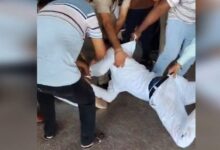 Photo of UP: रेलवे अधिकारी को RPF जवानों ने इस कदर पीटा, कान का पर्दा फटा