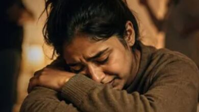 Photo of कोई अपना बार-बार दिल दुखाए, फिर भी चुप रहते हैं? समझिए ऐसा क्यों करते हैं आप