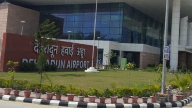 Photo of जौलीग्रांट: बदरीनाथ-केदारनाथ की हेलिकॉप्टर सेवा पर लगा ब्रेक