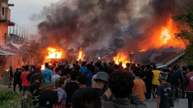 Photo of मणिपुर में हत्याओं के विरोध में हजारों लोगों ने जताया आक्रोश